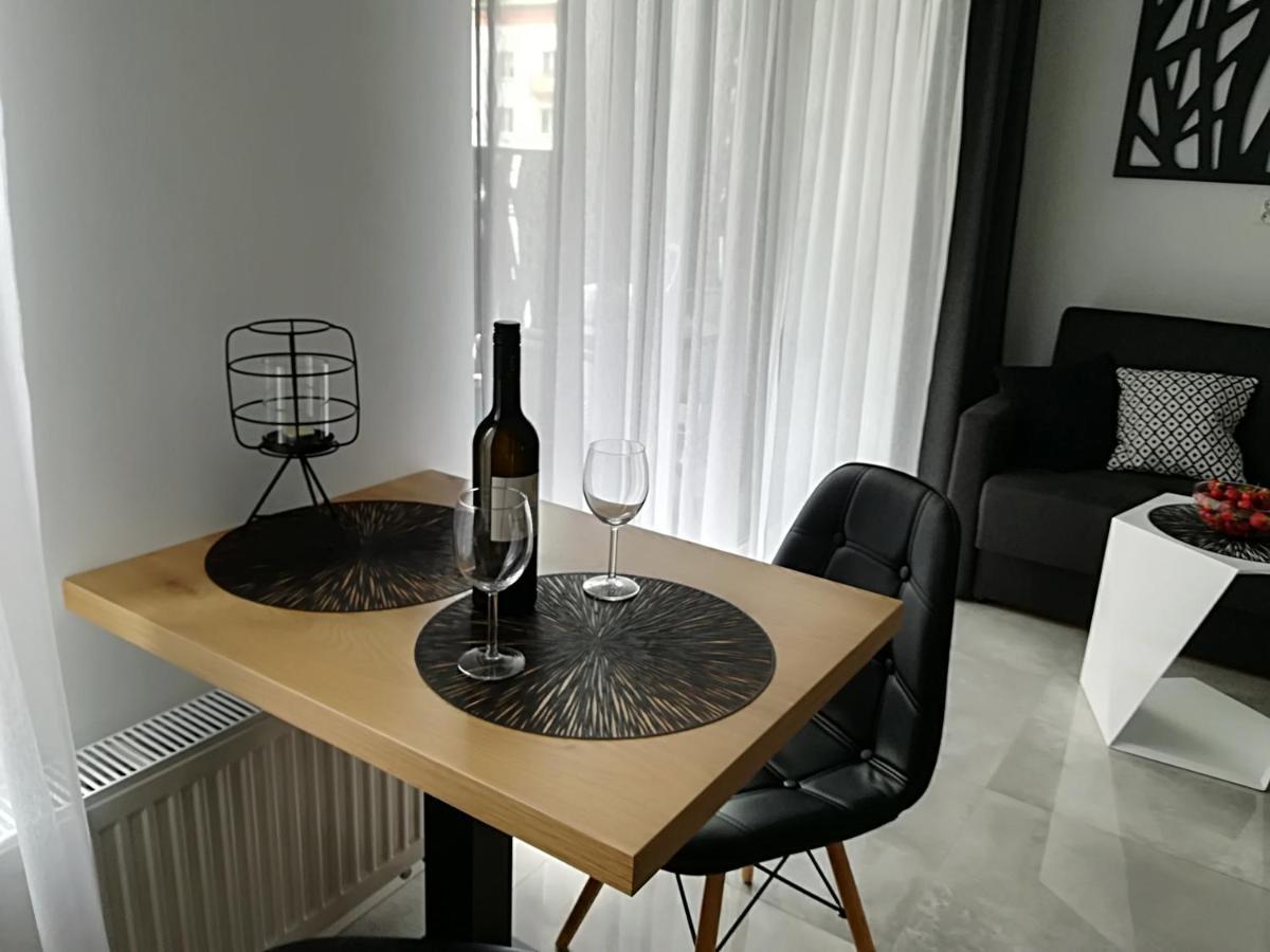 Apartament Wroclaw Centrum Dorzecze Legnickiej Exteriör bild