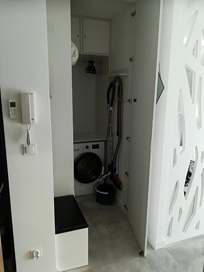 Apartament Wroclaw Centrum Dorzecze Legnickiej Exteriör bild